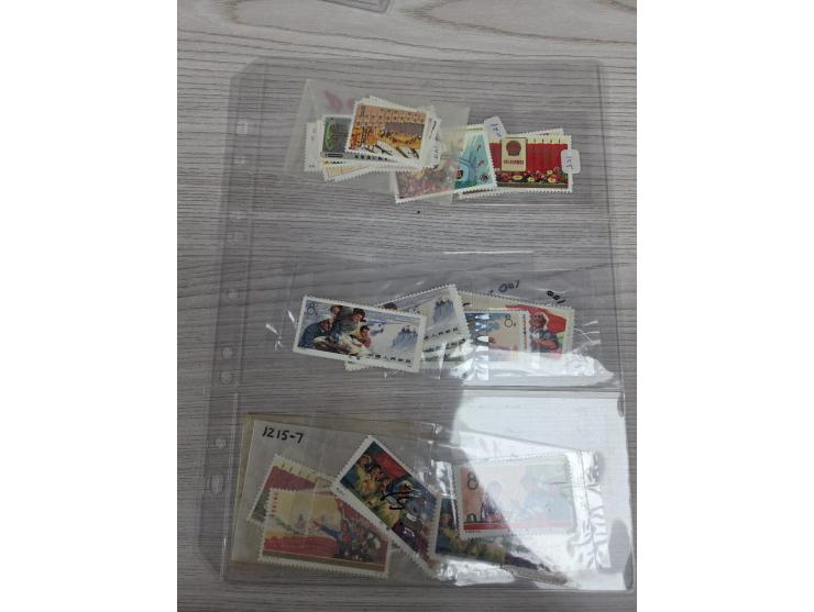 including many nice and early sets such as T3, T4, T5, J9 and others. Large quantity, some with duplicates. Please view.